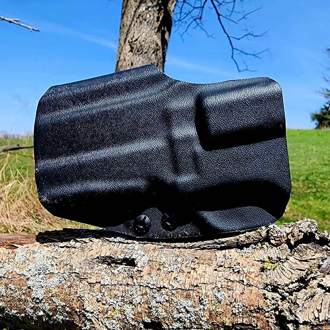 GUERRILLA - Non-Light Bearing IWB Holster (Taurus)
