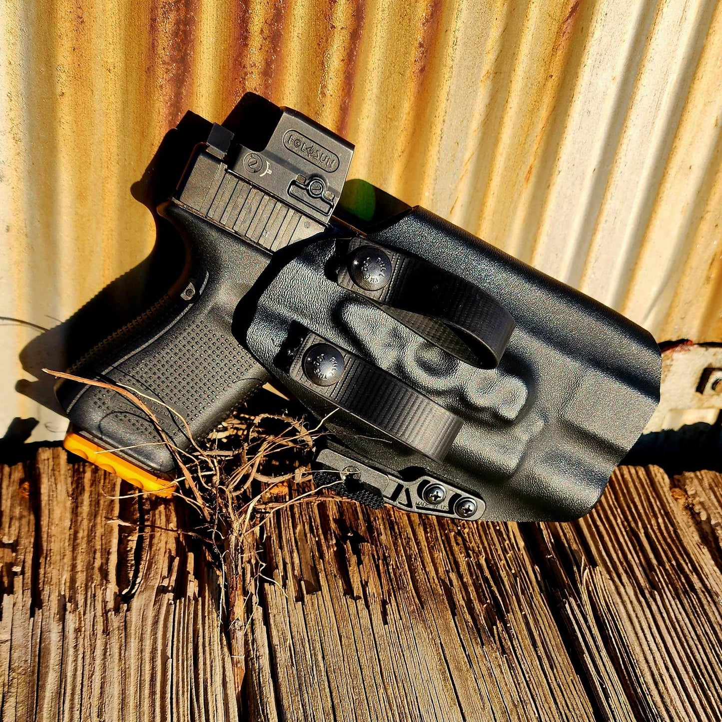 BALEFIRE - Light Bearing IWB Holster (GLOCK)