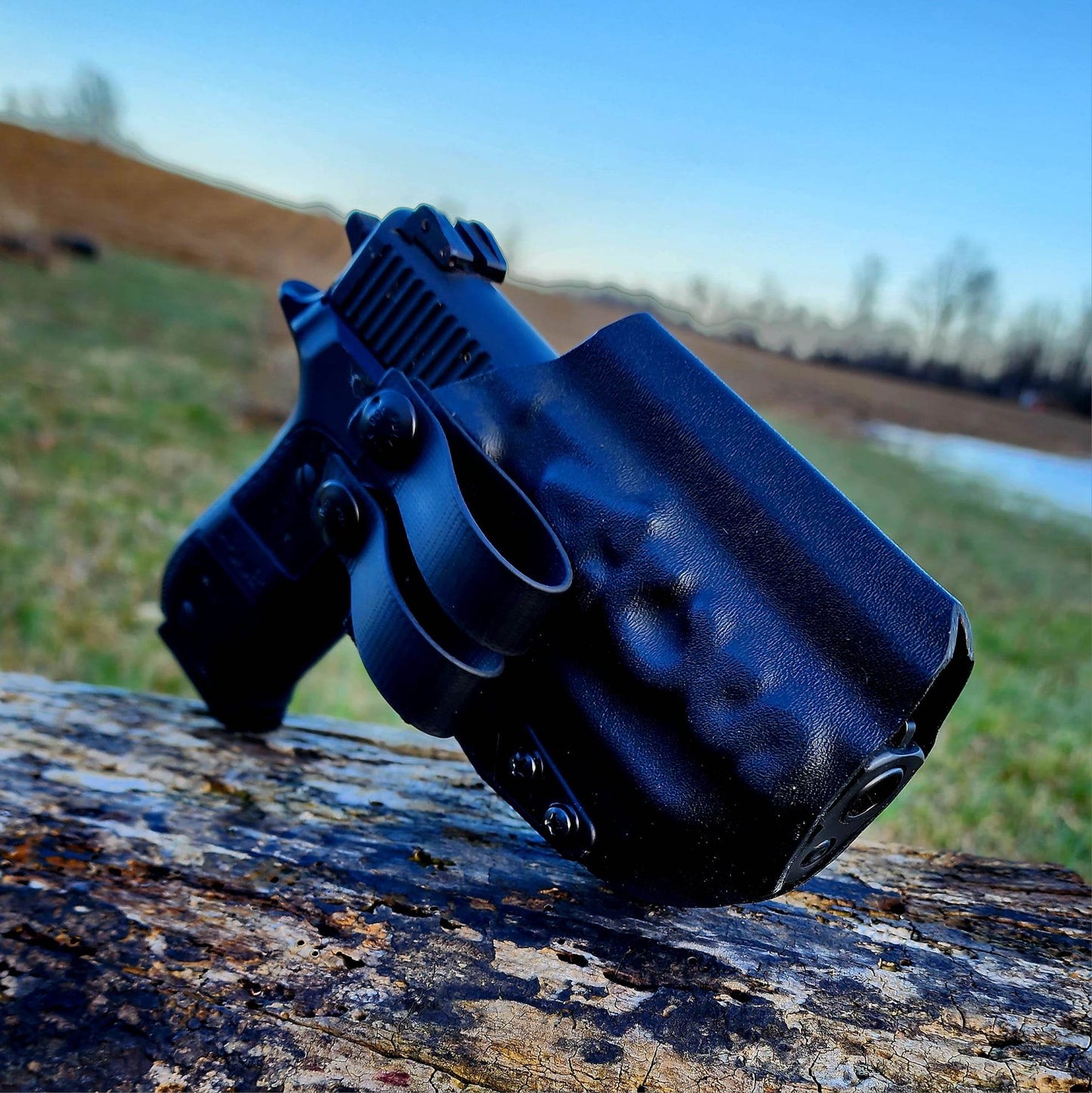 GUERRILLA - Non-Light Bearing IWB Holster (SIG SAUER)